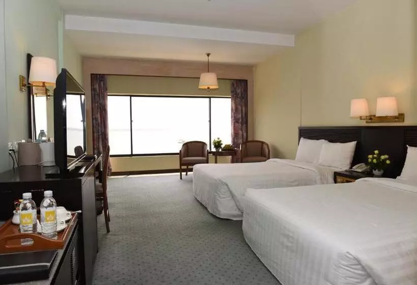 Fotos del hotel Cambodiana:  9