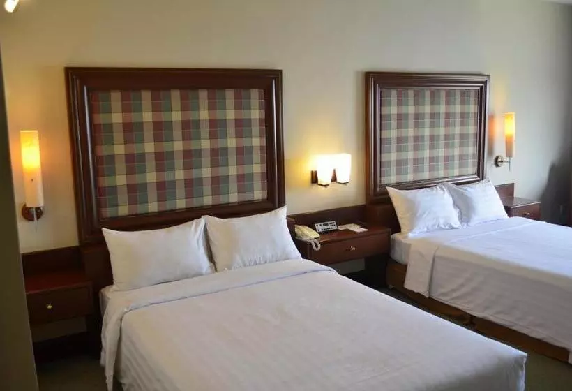 Fotos del hotel Cambodiana:  10