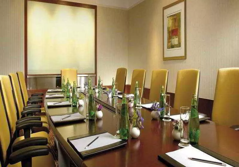 Fotos del hotel New World Shenyang:  5