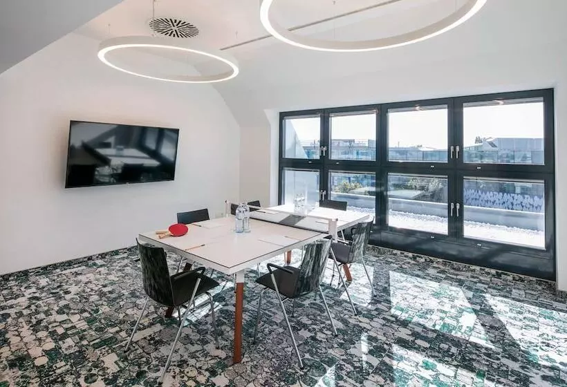 Fotos del hotel Arcotel Donauzentrum:  9