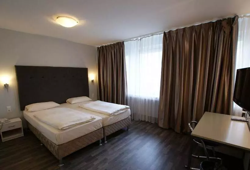 Fotos del hotel Bahn-:  18