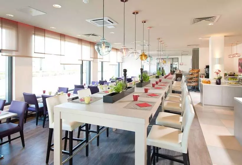 Fotos del hotel Leonardo Hotel Munich City Olympiapark:  2