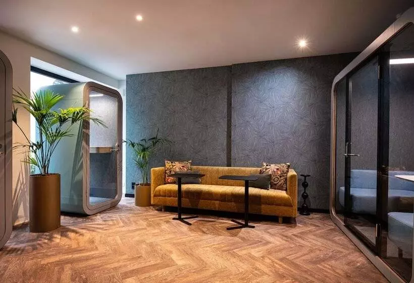 Fotos del hotel Hubert Grand Place:  2