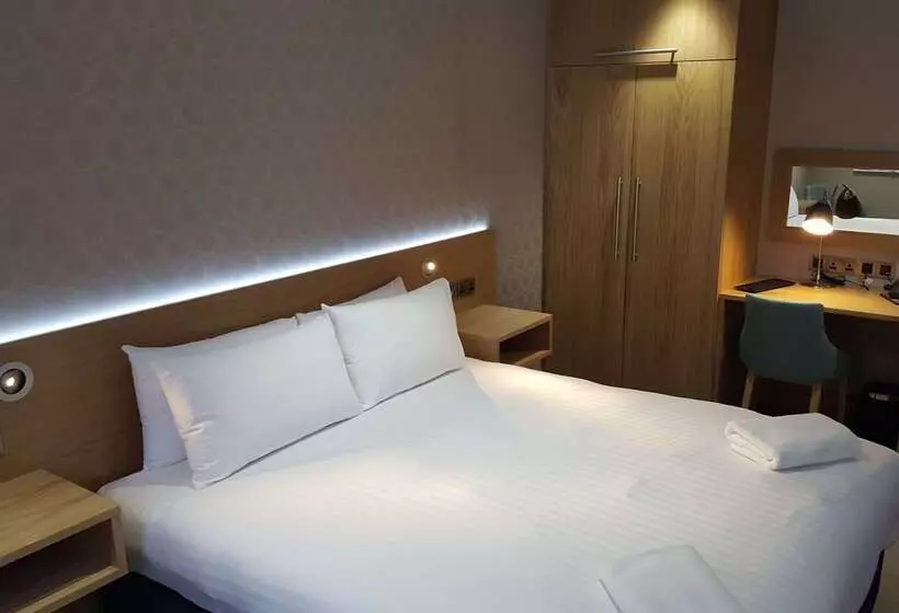 Fotos del hotel Elmbank Hotel And Lodge - Part Of The Cairn Collection:  14