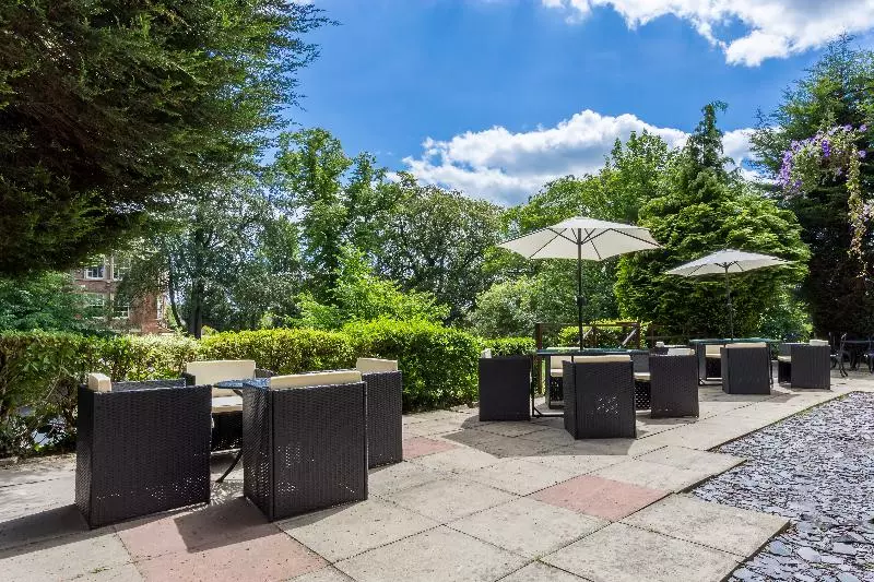 Fotos del hotel Elmbank Hotel And Lodge - Part Of The Cairn Collection:  5