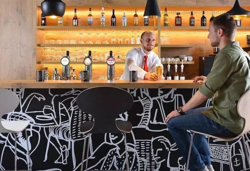 Fotos del hotel Ibis Brussels Erasmus:  18