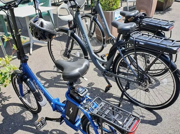 Fotos del hotel Green Hôtels  Parc Des Expositions:  10