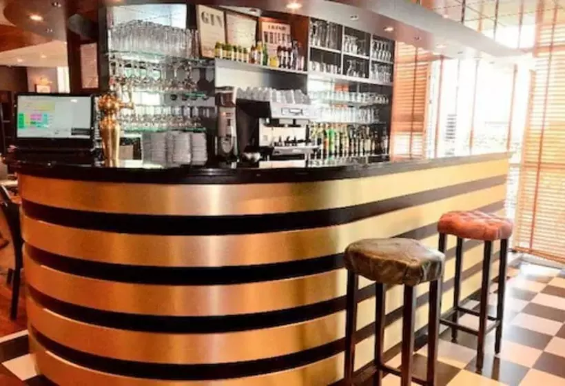 Fotos del hotel Green Hôtels  Parc Des Expositions:  3