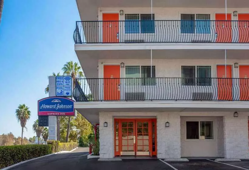 Fotos del hotel Howard Johnson By Wyndham San Diego  Circle:  13