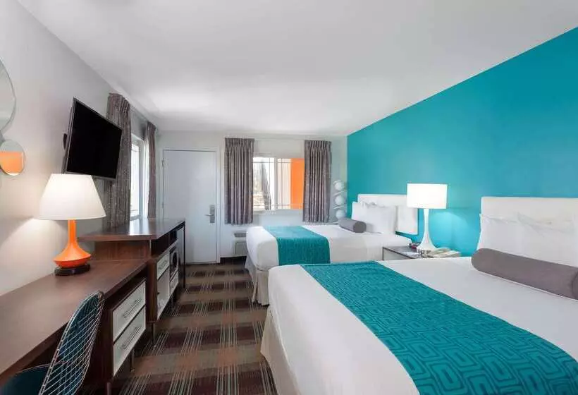 Fotos del hotel Howard Johnson By Wyndham San Diego  Circle:  8