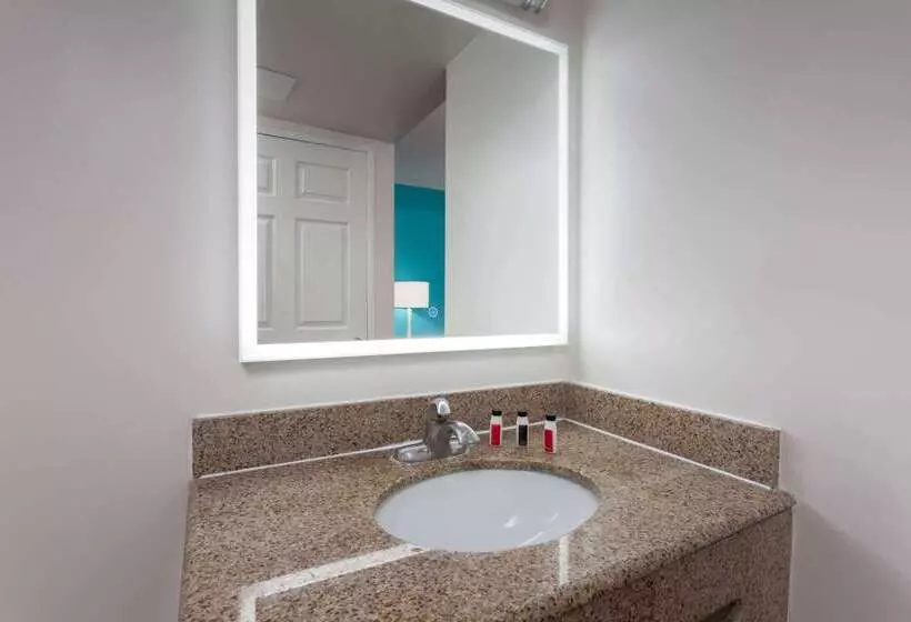 Fotos del hotel Howard Johnson By Wyndham San Diego  Circle:  16