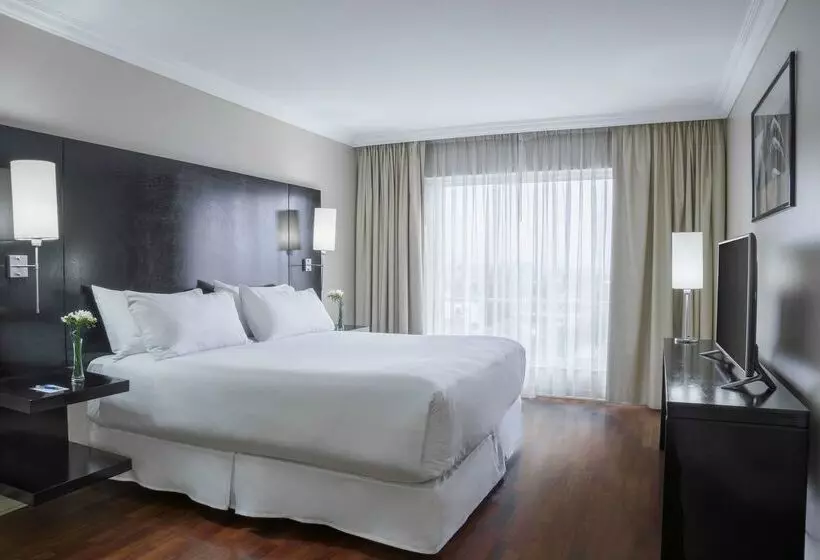 Fotos del hotel Nh Ciudad De Santiago:  8