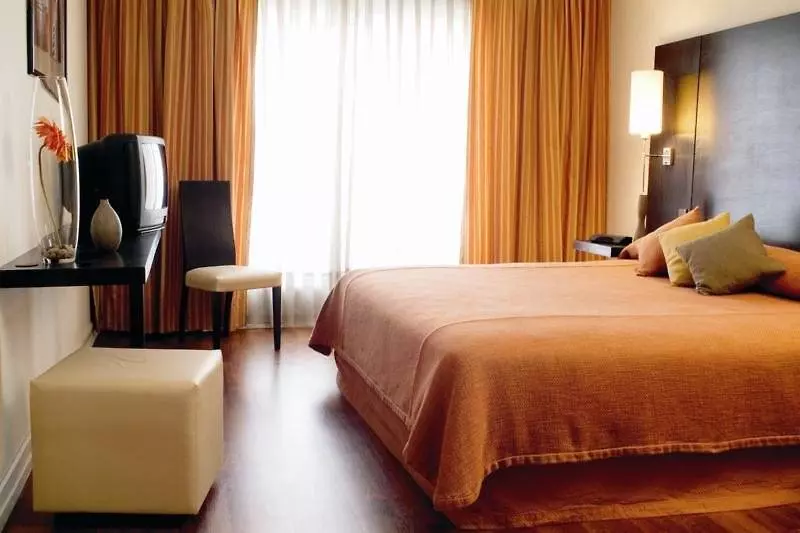 Fotos del hotel Nh Ciudad De Santiago:  2