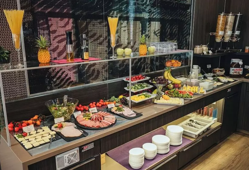 Fotos del hotel Two Hotel Berlin By Axel - Adults Only:  23