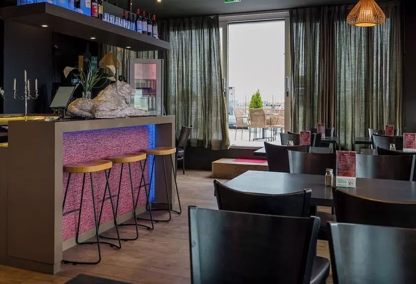 Fotos del hotel Two Hotel Berlin By Axel - Adults Only:  22