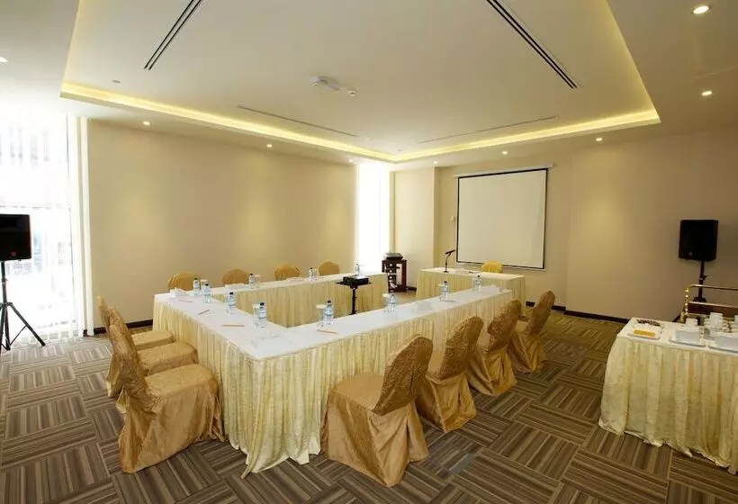 Fotos del hotel Nehal:  8