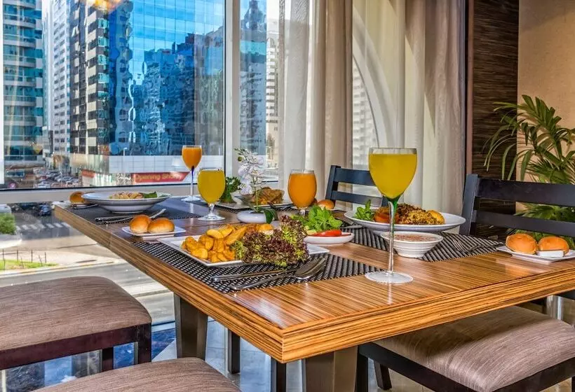 Fotos del hotel Nehal:  9