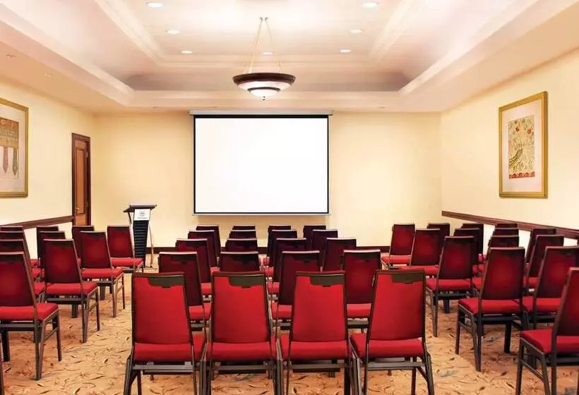 Fotos del hotel Sheraton Surabaya  & Towers:  7