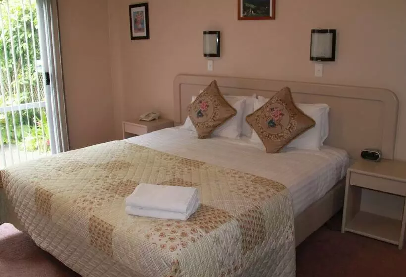 Fotos del hotel Asure Camelot Arms Motor Lodge:  6