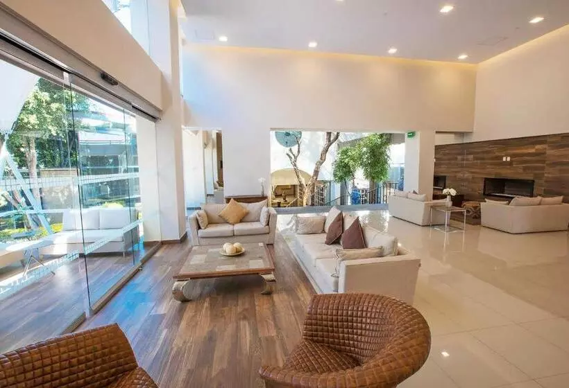 Fotos del hotel Krystal Satelite Maria Barbara:  4