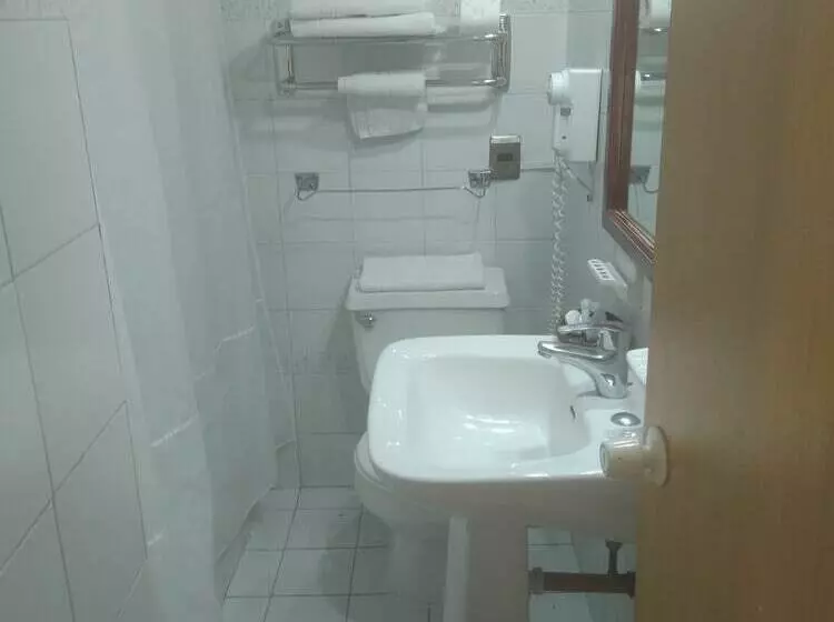 Fotos del hotel María Angola:  11