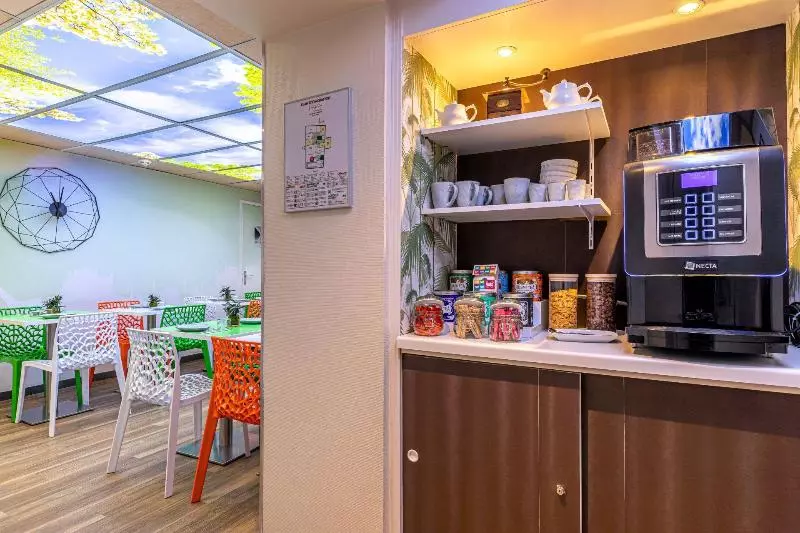 Fotos del hotel Ariane Montparnasse By Patrick Hayat:  7