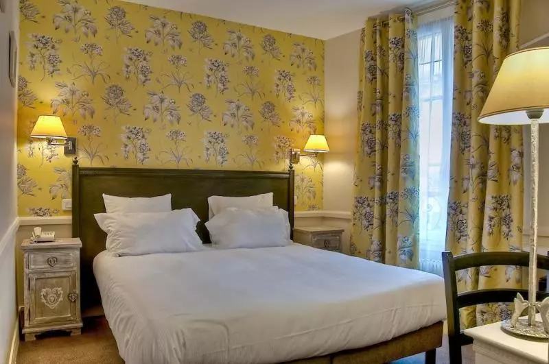 Fotos del hotel Hôtel De La Motte Picquet:  11