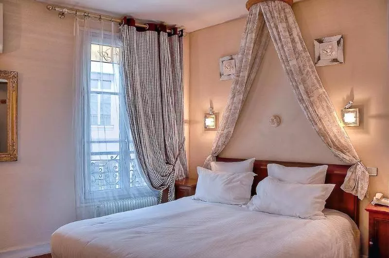 Fotos del hotel Hôtel De La Motte Picquet:  23