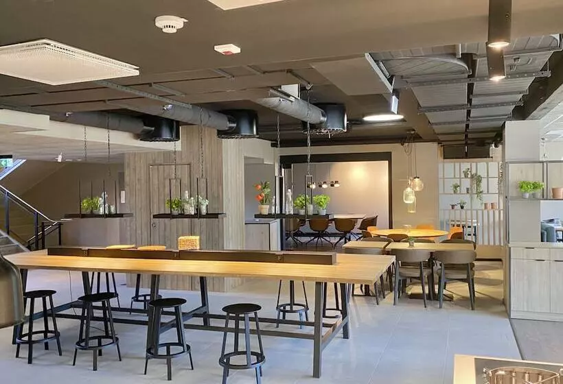 Fotos del hotel Pilot Airport:  17