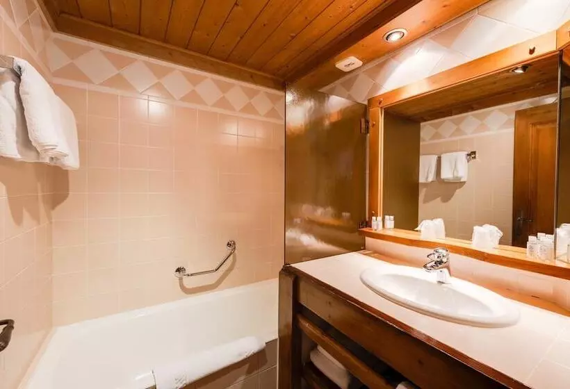 Fotos del hotel Hôtel La Grange D'arly:  14