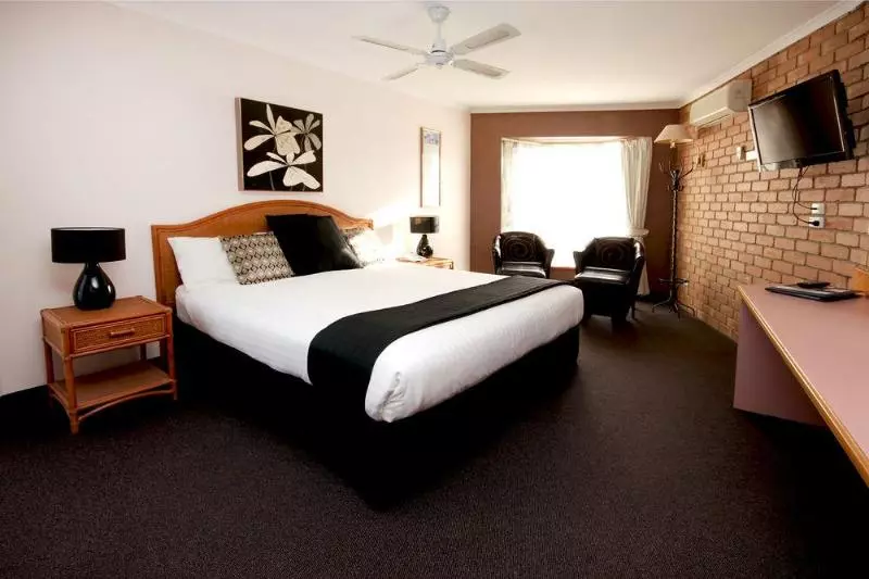 Fotos del hotel Sapphire Waters Motor Inn:  11