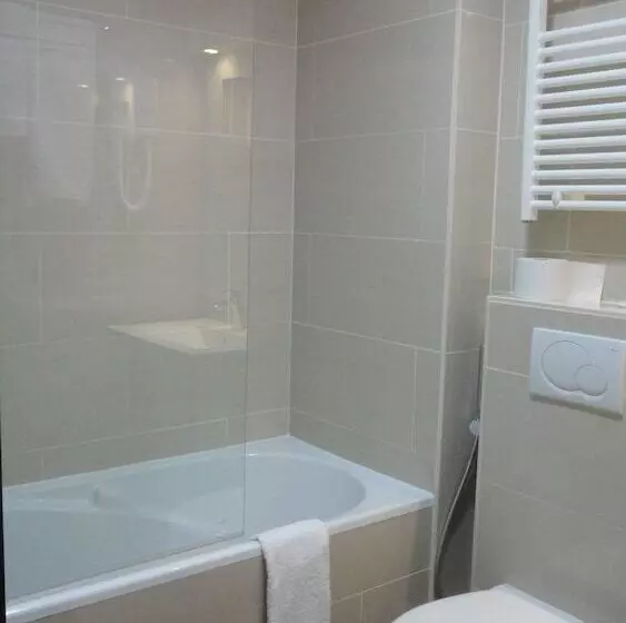 Fotos del hotel L Auberge Du Souverain:  10