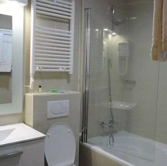 Fotos del hotel L Auberge Du Souverain:  21