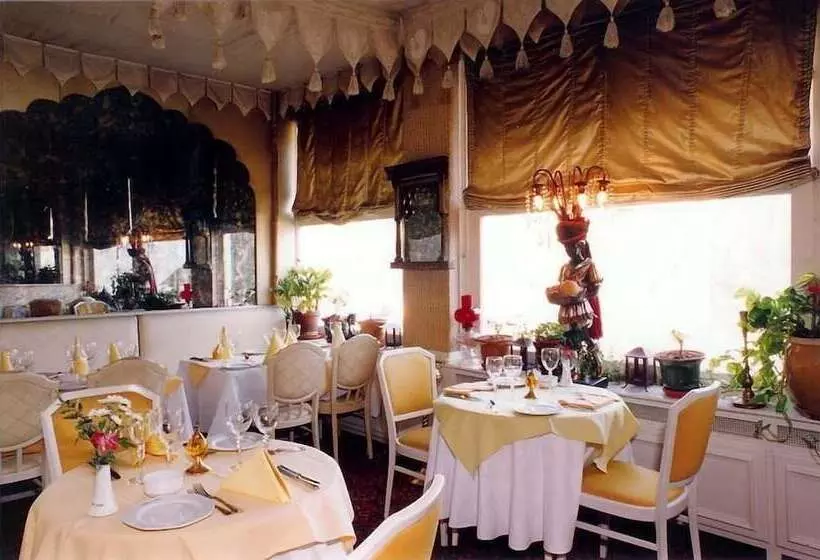 Fotos del hotel L Auberge Du Souverain:  4