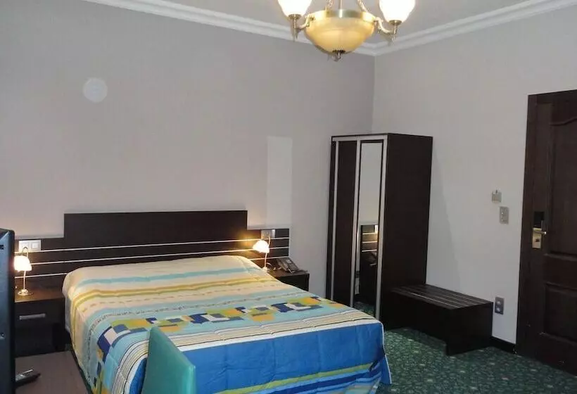 Fotos del hotel L Auberge Du Souverain:  11