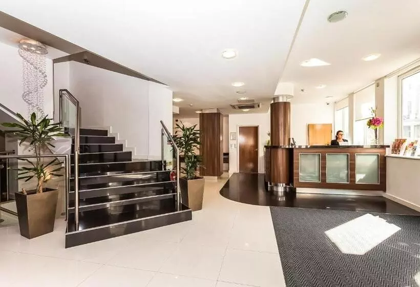 Fotos del hotel Ambassadors:  2