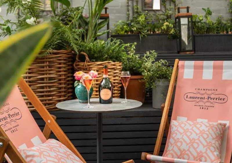 Fotos del hotel 11 Cadogan Gardens:  8