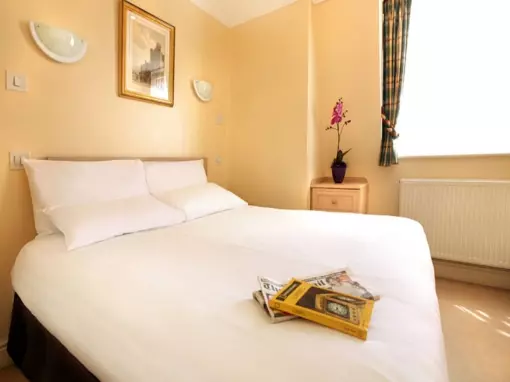 Fotos del hotel Henry Viii:  13