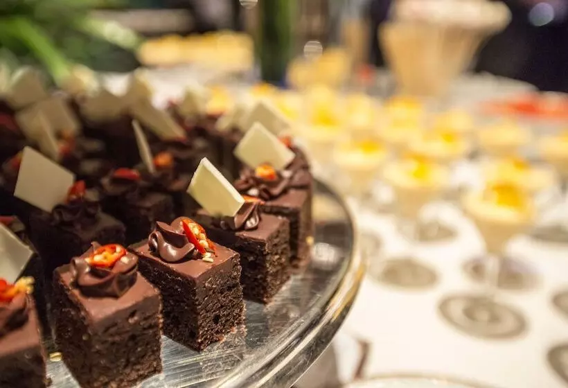 Fotos del hotel The Great Duke Phnom Penh:  24