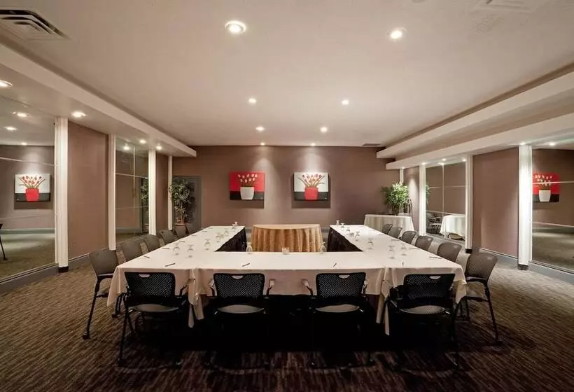 Fotos del hotel Crowne Plaza Montreal Airport, An Ihg:  6