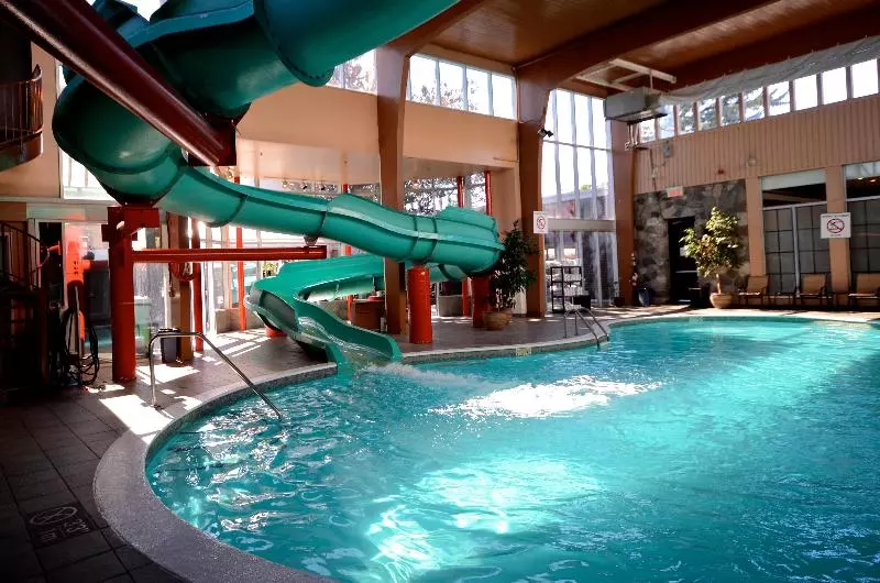 Fotos del hotel Crowne Plaza Montreal Airport, An Ihg:  2