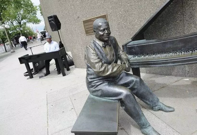 Fotos del hotel Courtyard By Marriott Ottawa Downtown:  4