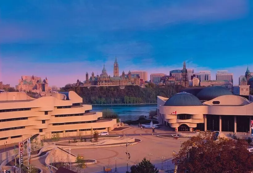 Fotos del hotel Courtyard By Marriott Ottawa Downtown:  5