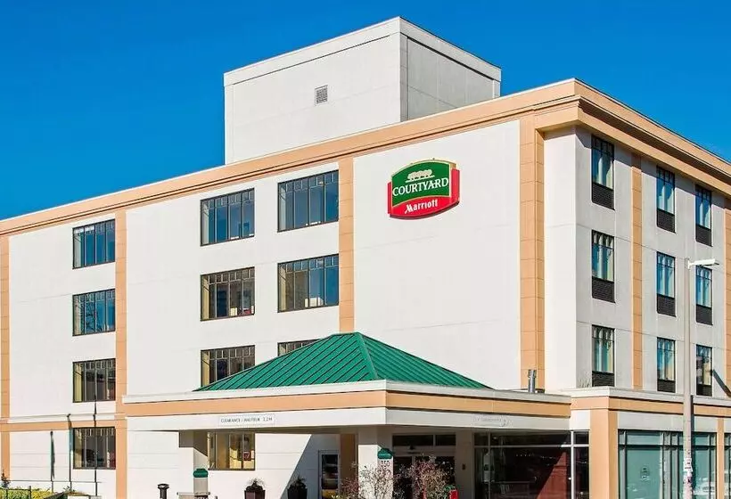 Fotos del hotel Courtyard By Marriott Ottawa Downtown:  10