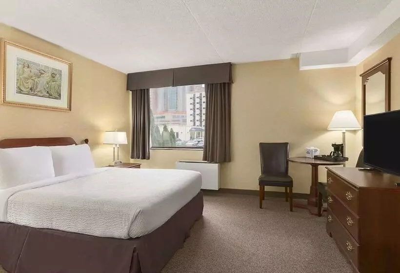 Fotos del hotel Days Inn By Wyndham Fallsview:  23