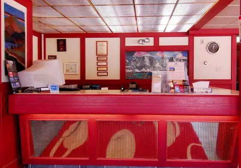 Fotos del hotel Tonquin Inn:  5