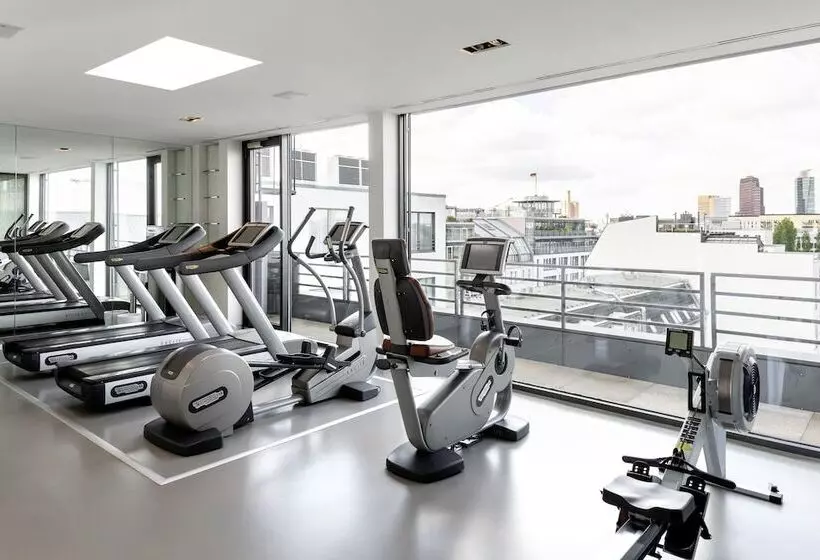 Fotos del hotel The Mandala Suites:  2