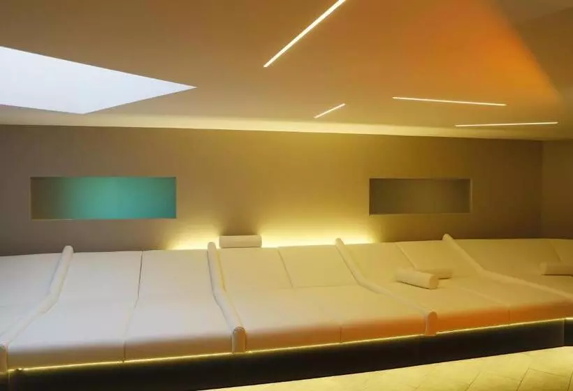 Fotos del hotel Schloss Reinach:  22