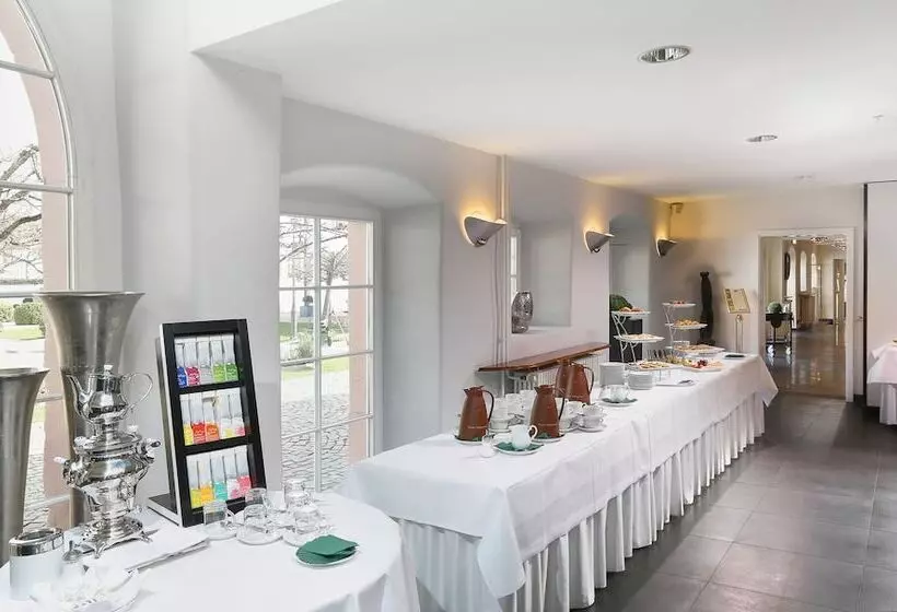 Fotos del hotel Schloss Reinach:  15