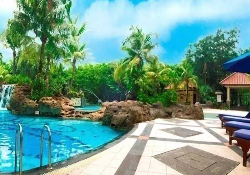 Fotos del hotel Grand Tropic Suites:  2